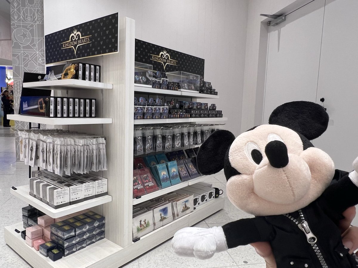 キングダムハーツグッズまとめ売り 全国のロフトに『キングダム ハーツ