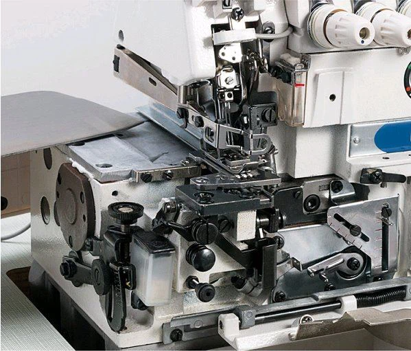 jingLi1149079's tweet image. Direct-drive overlock machine for clean, stable high-speed stitching. Ideal for light/medium fabrics with auto-lubrication &amp;amp; LED light.
📩 doris@jukky.com
 🌐 jukkymachine.com
#jukky #overlockmachine #industrialsewing #garmentindustry #sewingequipment