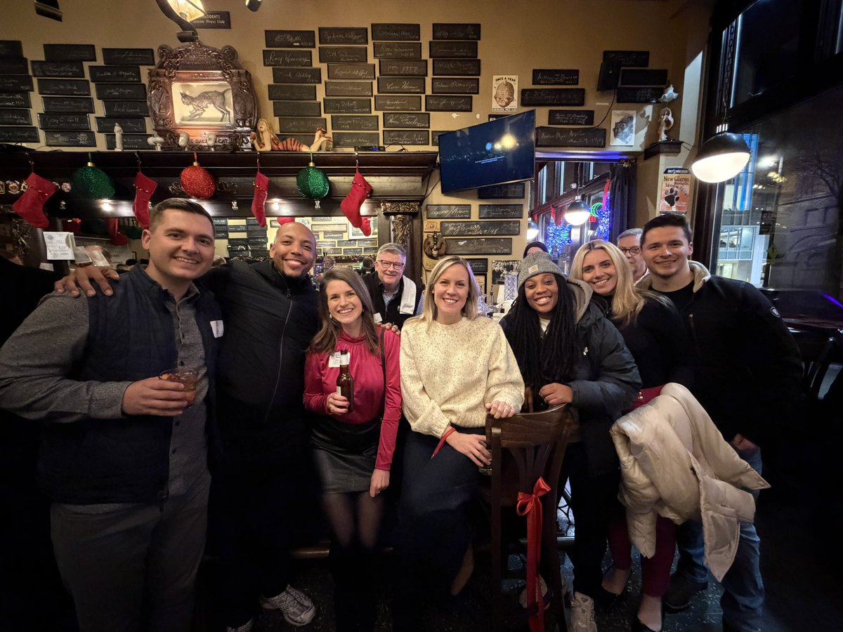 Had a blast at the <a href="/MKEPressClub/">Milwaukee Press Club</a>’s  Meet the Media event tonight with the <a href="/fox6now/">FOX6 News</a> crew!