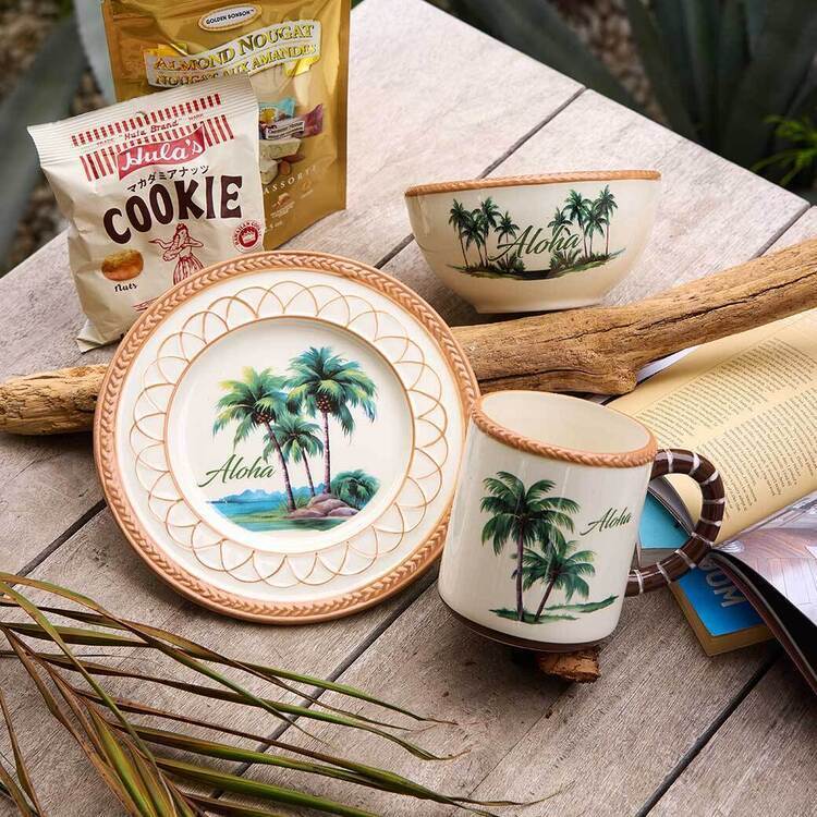 🌈ALOHA~🌈／／ 食卓をハワイに🏝️ ヤシの木やホヌ🐢 が描かれた南国