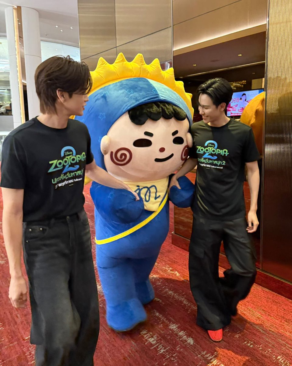 [ACTUALIZACIÓN X]

⭐ J U M M O ⭐

04.12.25 

Se divirtió  con sus papis 💙💛 

#JuniorMark #Junniors #markjrtn #JUMMO