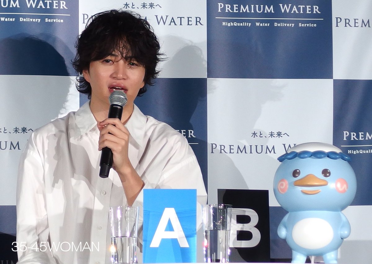 【📸お写真 その3】

#timelesz #菊池風磨 さん「プレミアムウォーター『“生”天然水』新CM発表会」登壇

「キャラと共演といった経験なかったので、すごく愛着がわいています」

写真は、なんとなく似ている2人

📷イベントレポ👇
35-45.net/culture/premiu…
お写真、随時追加予定

#ぴーちゃん