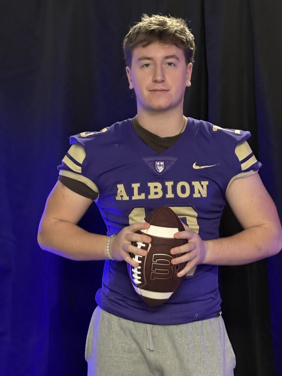 LeoB_WLC's tweet photo. After a great visit to @AlbionFootball I am incredibly excited and grateful to receive my first official offer!!

Thank you so much to @CoachSander25 @CoachWasil4 @Rundle_Albion @CoachAvaloy for the opportunity!! https://t.co/9jm2qF7xH3