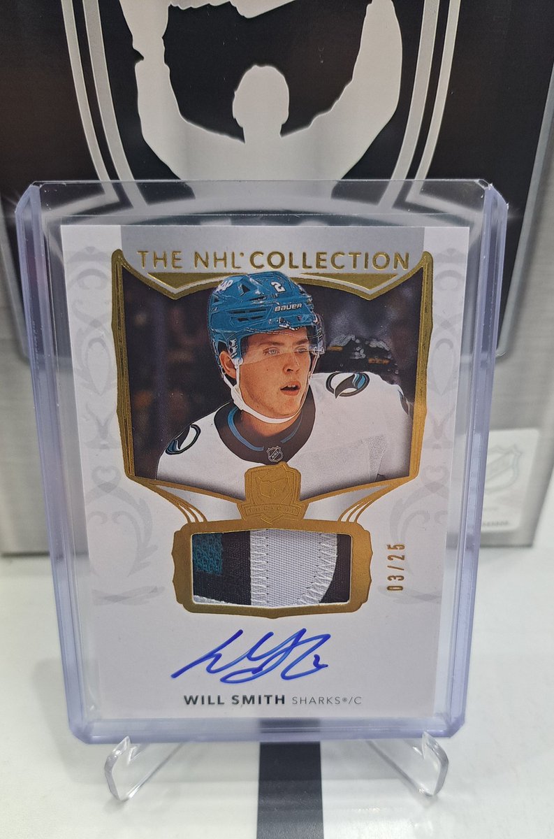 RedNailsII's tweet image. Bedard, Matthews, and Smith. Just some of our day 2 hits from @UpperDeckSports  2024-25 The Cup.  @CardPurchaser