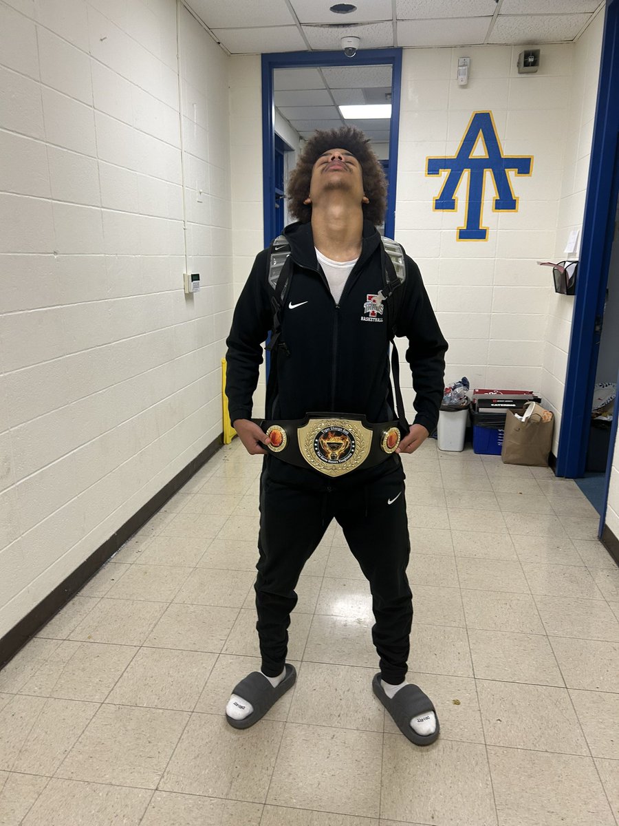 2 great wins today to open the Anderson Classic. 89-36 vs Connally, 62-40 vs Anderson. More importantly, got 2 spend quality time together. 5 different guys in double-figures &amp; were relentless defensively. LaJalen w/ charges in both games. <a href="/hoopinsider/">Hoopinsider</a> <a href="/RcsSports/">Jim Hicks</a> #TheTravisWay