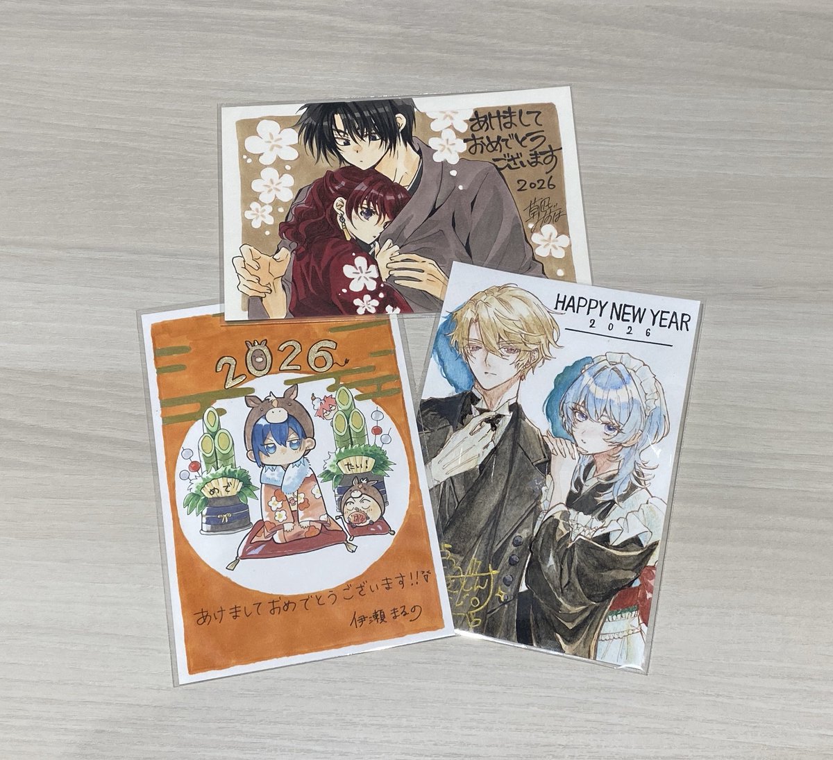 【#花とゆめ1号 本日発売✨】

本日発売の花とゆめ 1号で、
「花ゆめオールスター2026 直筆年賀状プレゼント」企画がやってます🙌

担当作では
#暁のヨナ
#ひとまず恋に慣れさせてください
#おそらくカノジョは俺の兄貴を狙ってる

の3作品が参加してます🙌
たくさんのご応募お待ちしてます〜✨