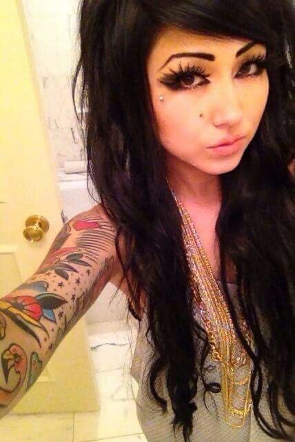 XxPOSERxX tweet media