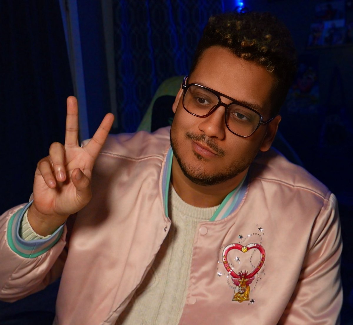 Hey! We are still PARTNER PUSHING! aaaaaand - we got a gift from Square Enix, so I’m super excited to play this game!!

Also, come by and tell me how cute my jacket is? 🥺

twitch.tv/ivymileena