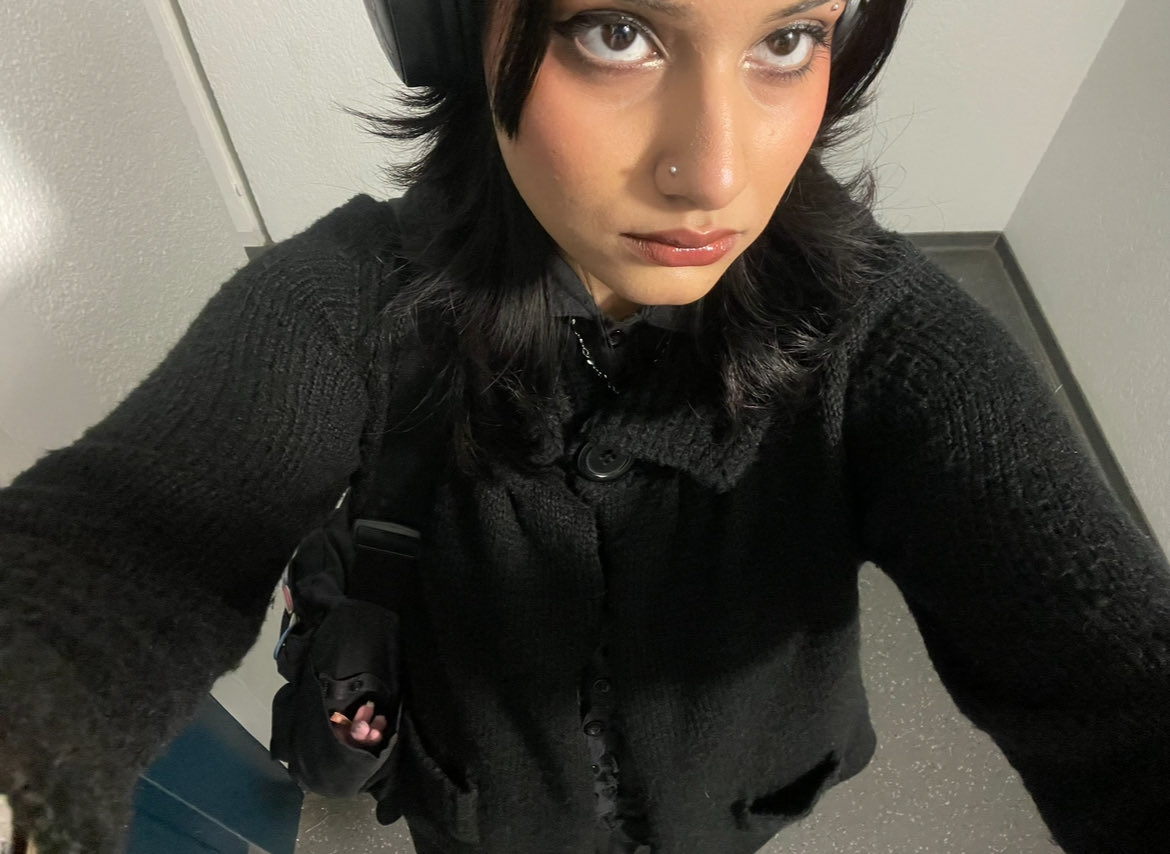 ꩜ ⋆｡°✩ moon 🍓|dead woman tweet media