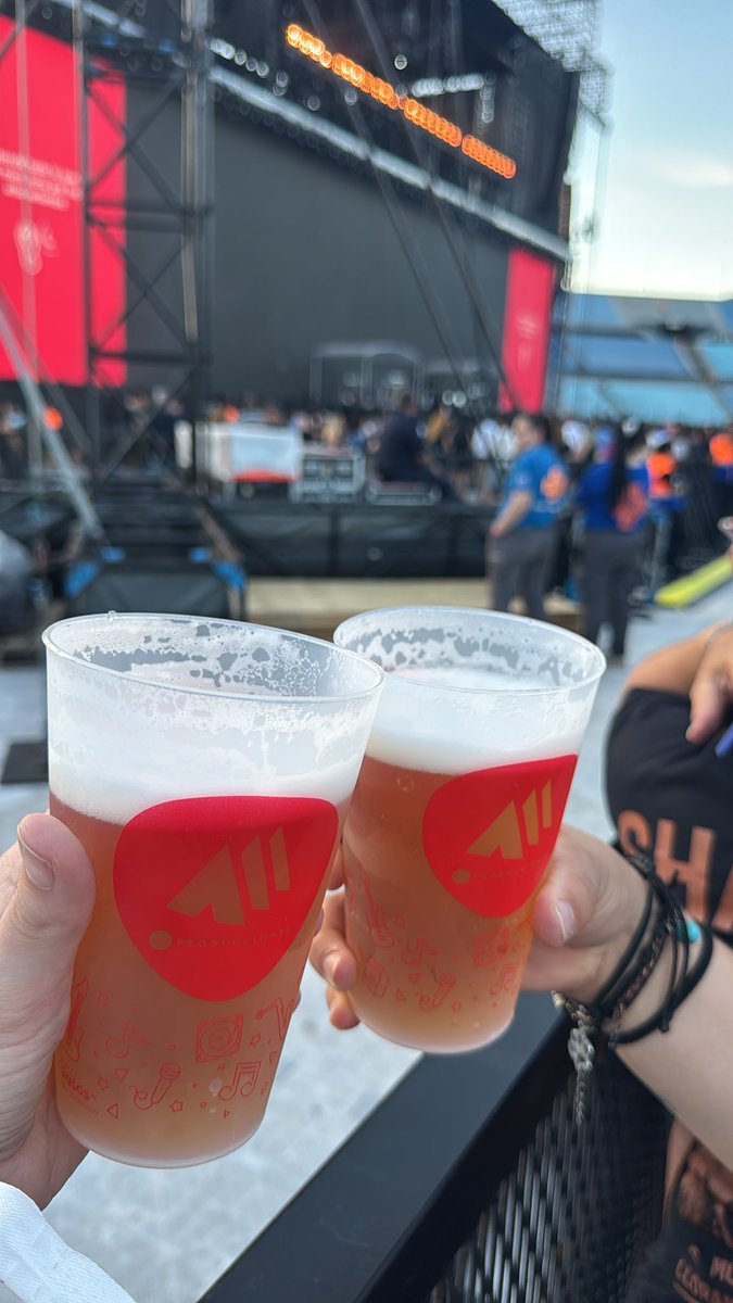 msofialp's tweet image. Shakira Shakira