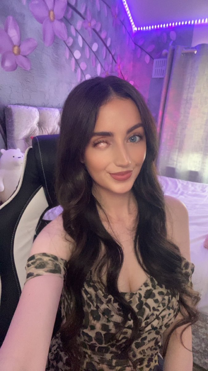 MissKerrbear ✧.* tweet media