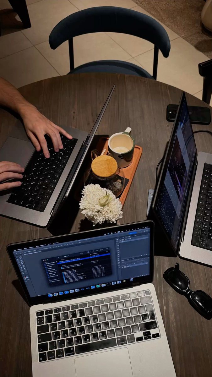 Good night X 🌙

Some nights are for grinding, some are for sleeping. 

Tonight was the first one.