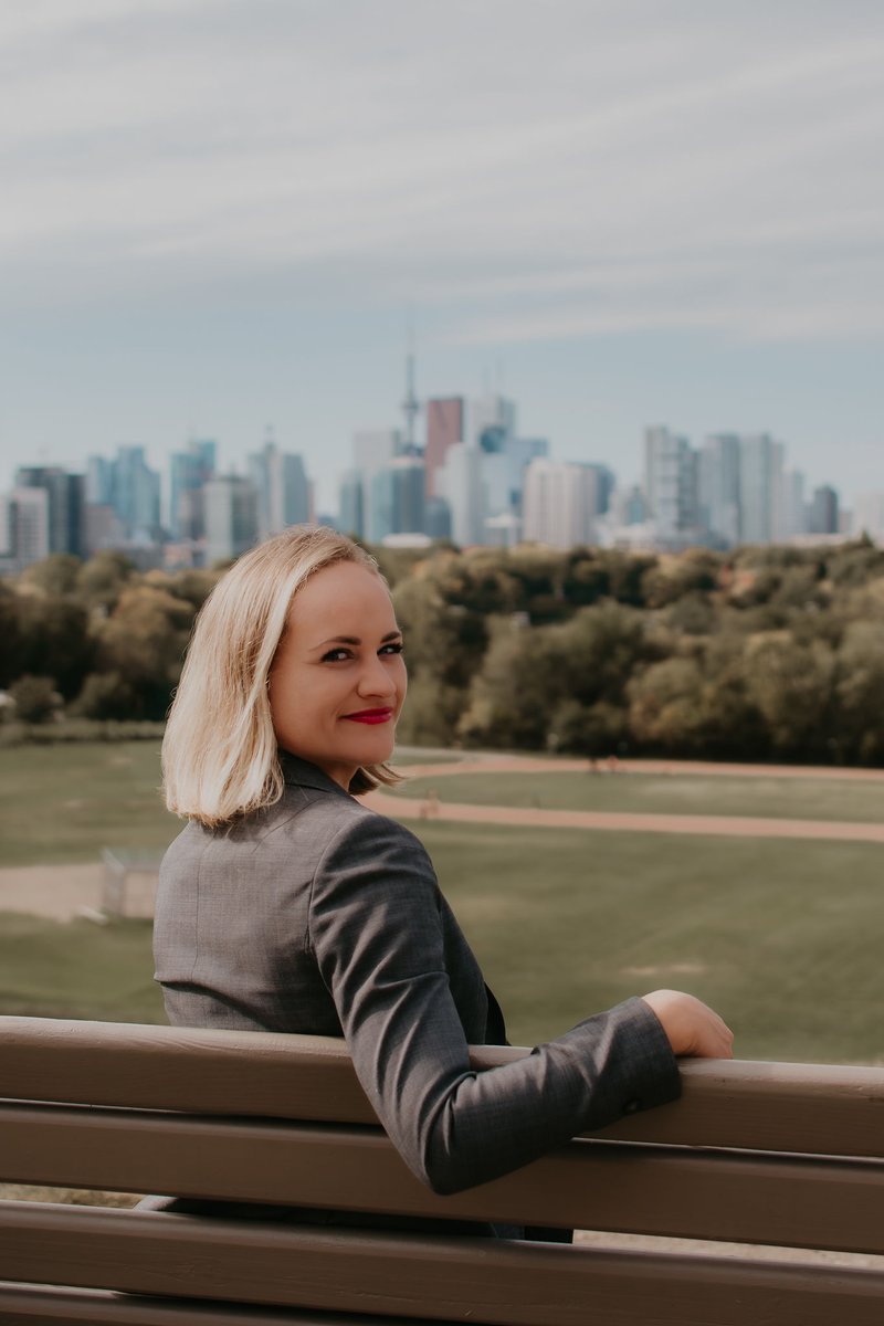 AlliePiatkowski's tweet photo. ❤️ It all started with an idea: photos that reflect the heart of public health: community.

A collaboration with Heather Shannon Photography, friend of Piat, reminded us that community is about both people and place, and supporting each other expands collective impact. https://t.co/cmQGiN5eur