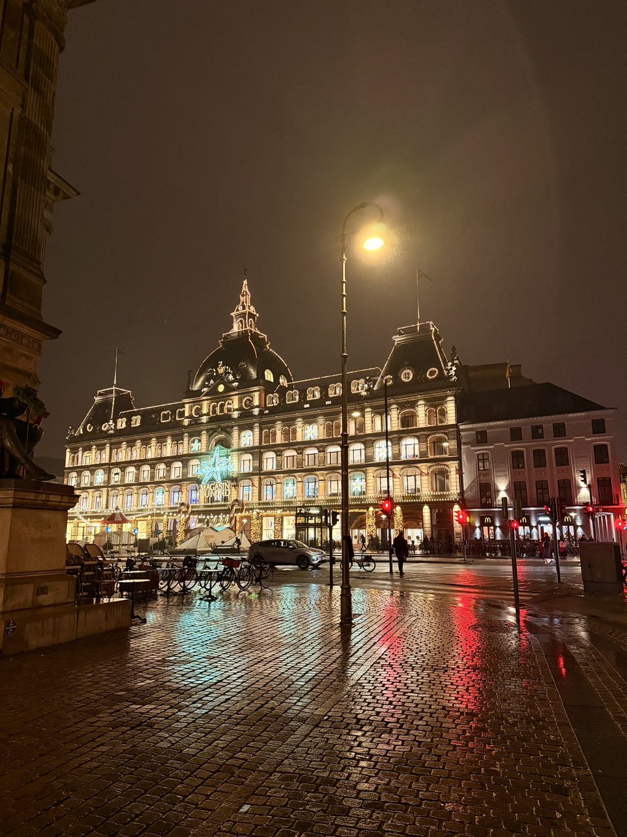 Kopenhagen ist glaub ich die schönste Stadt die ich je gesehen hat (und hier sieht rr jeder aus wie nen Model)
