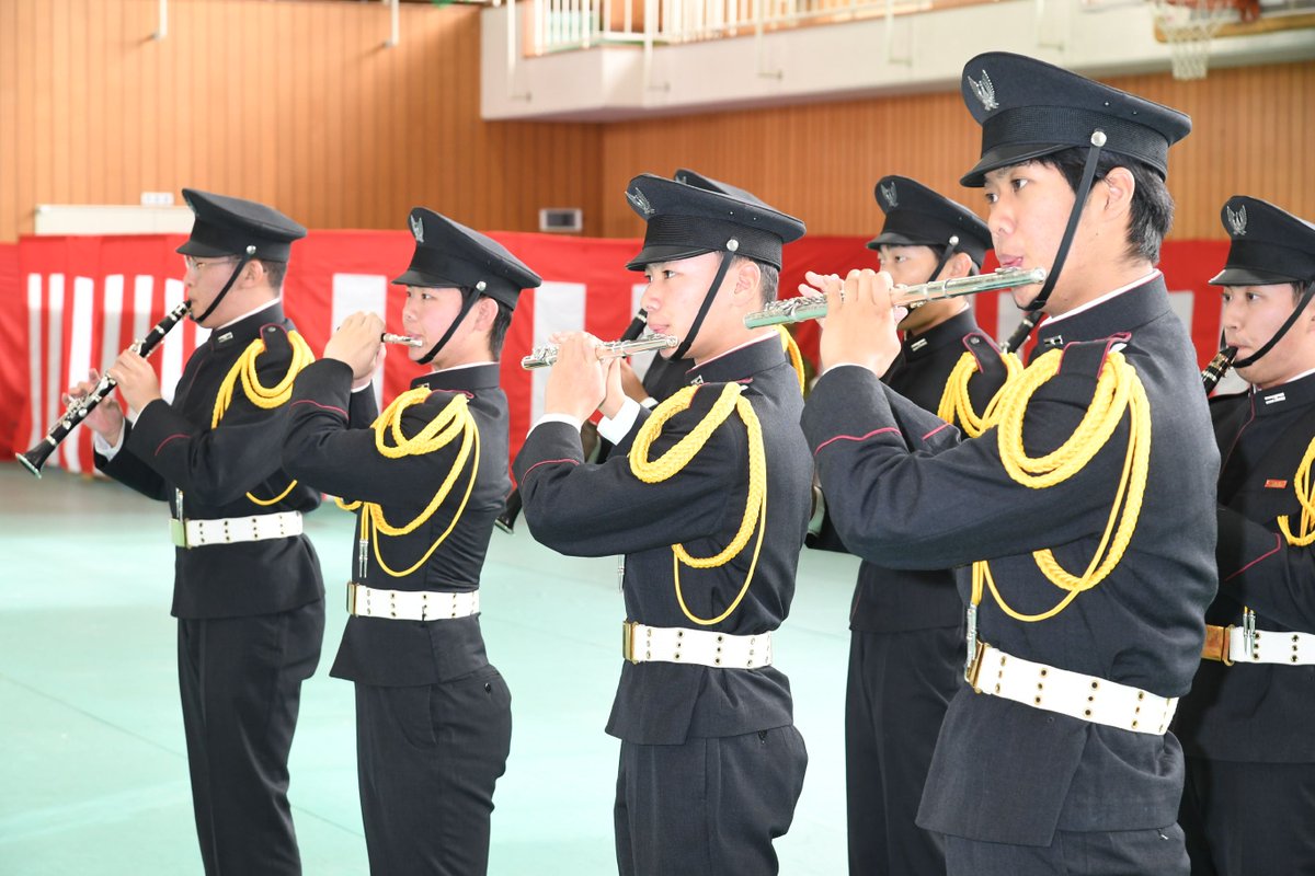 11月16日、吹奏楽部及び和太鼓部は、＃久里浜駐屯地＃創立75周年