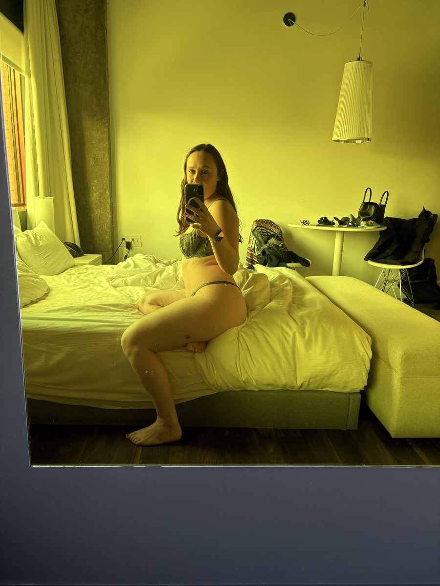 Mélodie du bonheur tweet media