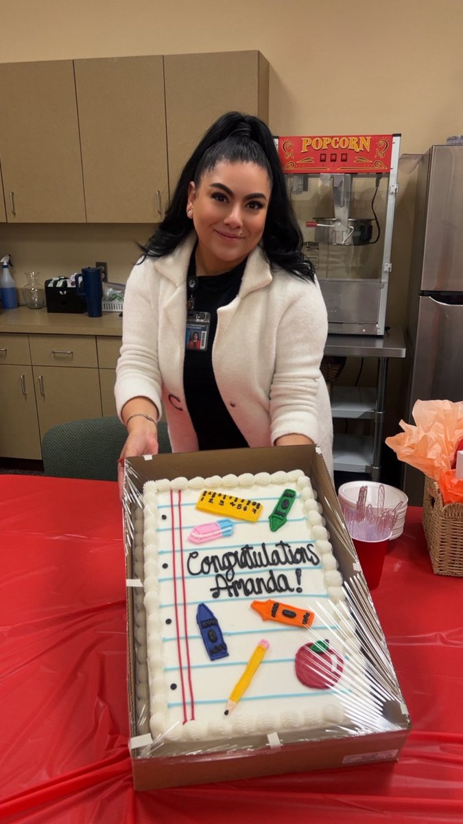 MDominguez_SISD's tweet photo. Celebrating Amanda @abarrozo_sisd on her well-earned promotion to CTE teacher at @Puentes_MS ! 🍎
Our department won’t be the same without you, but we know you’ll shine in the classroom. Congratulations!
#AllIn #TeamSISD #CTE #SISDCounseling https://t.co/EGN40t5l2X