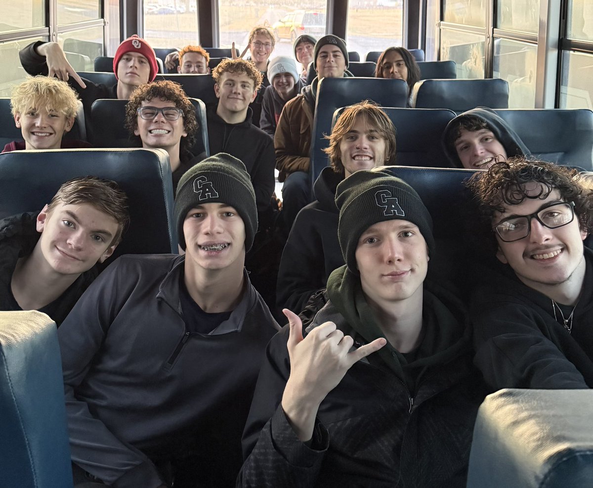 CAHS_SWIM's tweet image. Great Snow Day Practice from Family55! Edmond Invite is tomorrow at 10am and 4pm‼️ #IfOneThenAll #Family55 #WeFeelGreat #Intense