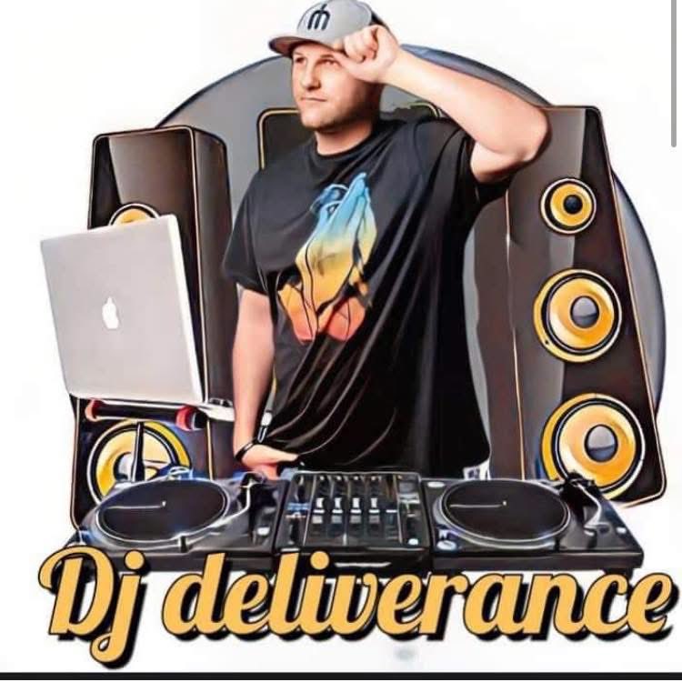 fresh7's tweet image. Yo @Dame_Lillard @houstonlillard we need a @trailblazers Bar Restaraunt with the pro Chefs &amp;amp; Me as the GM/DJ/VIP host for all
the players diets at or close to Moda or downtown b4 &amp;amp; after games like the old lakers bar &amp;amp; new @Seahawks spot #Legion in Bellevue + i need a16 #gotbars