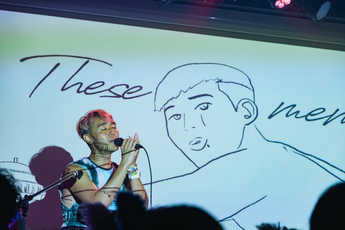 Gene Shinozaki ソロコンサート
“I love you” フォトギャラリー②

Thanks to : <a href="/TOKIOTOKYO_/">TOKIO TOKYO</a>
Photo by : <a href="/SunaoBeat/">Sunao @ 2/21 B'チャンピオンシップ主催🏃‍➡️</a>