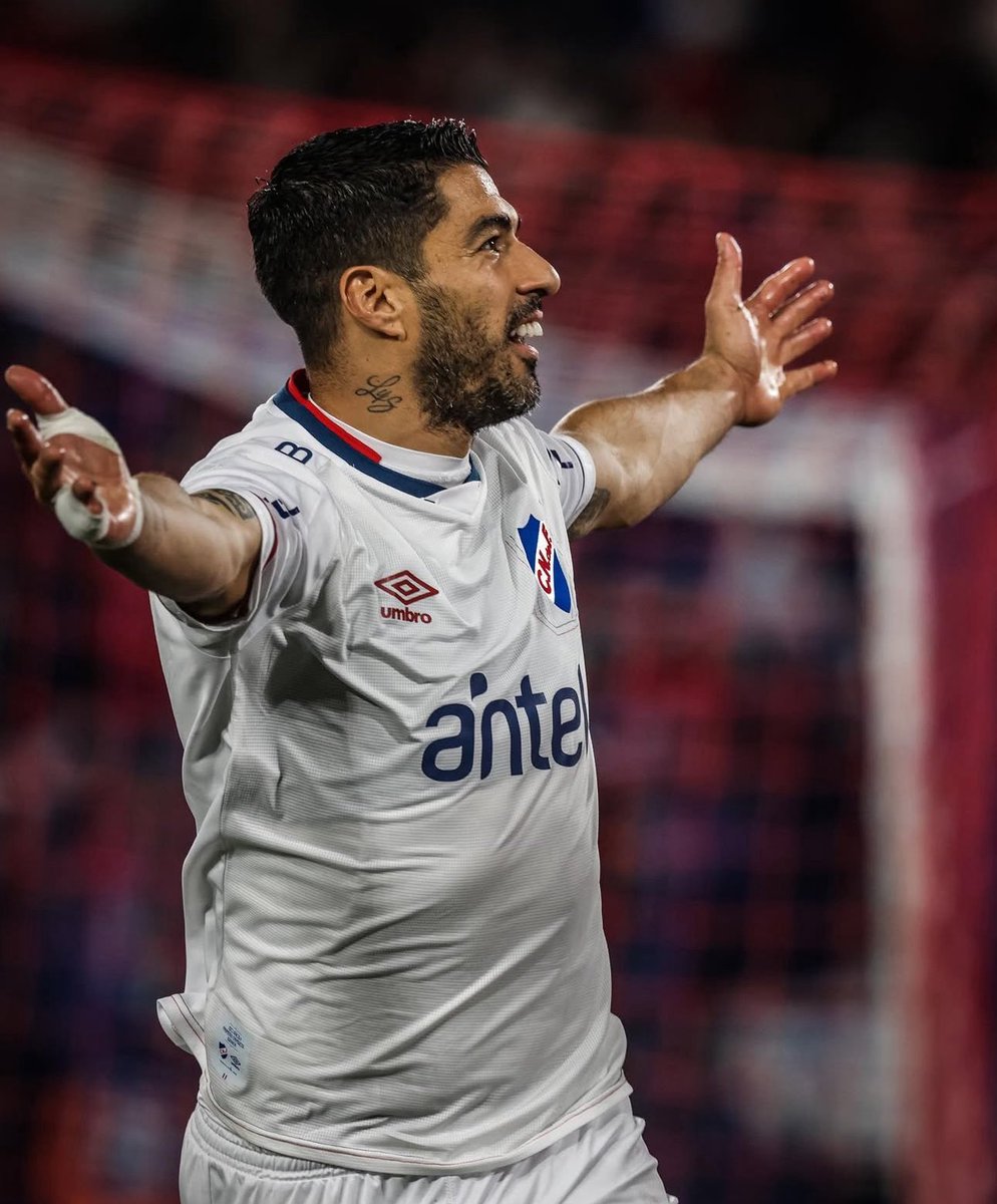 “Deséalo tan fuerte que al universo no le quede otra opción más que dártelo”

 #SuarezANacional 🙏🏼🔵⚪️🔴