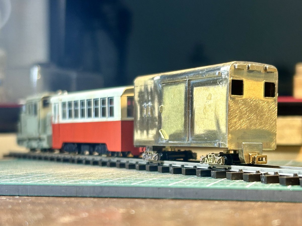 SugiTennensui's tweet photo. モデルワーゲン製、問寒別の有蓋貨車、完成！
組み立てはいつものモデルワーゲンの組み立て方をして、ボディの塗装にファレホの黒を使ってみました！
良い感じの艶消し黒でウェザリングもしやすい塗料でした♪ https://t.co/ZnYZ65YJV6