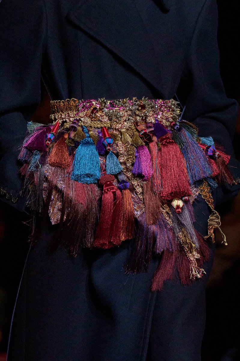 saintdemie's tweet image. tassels on the dries van noten fw25 runway: