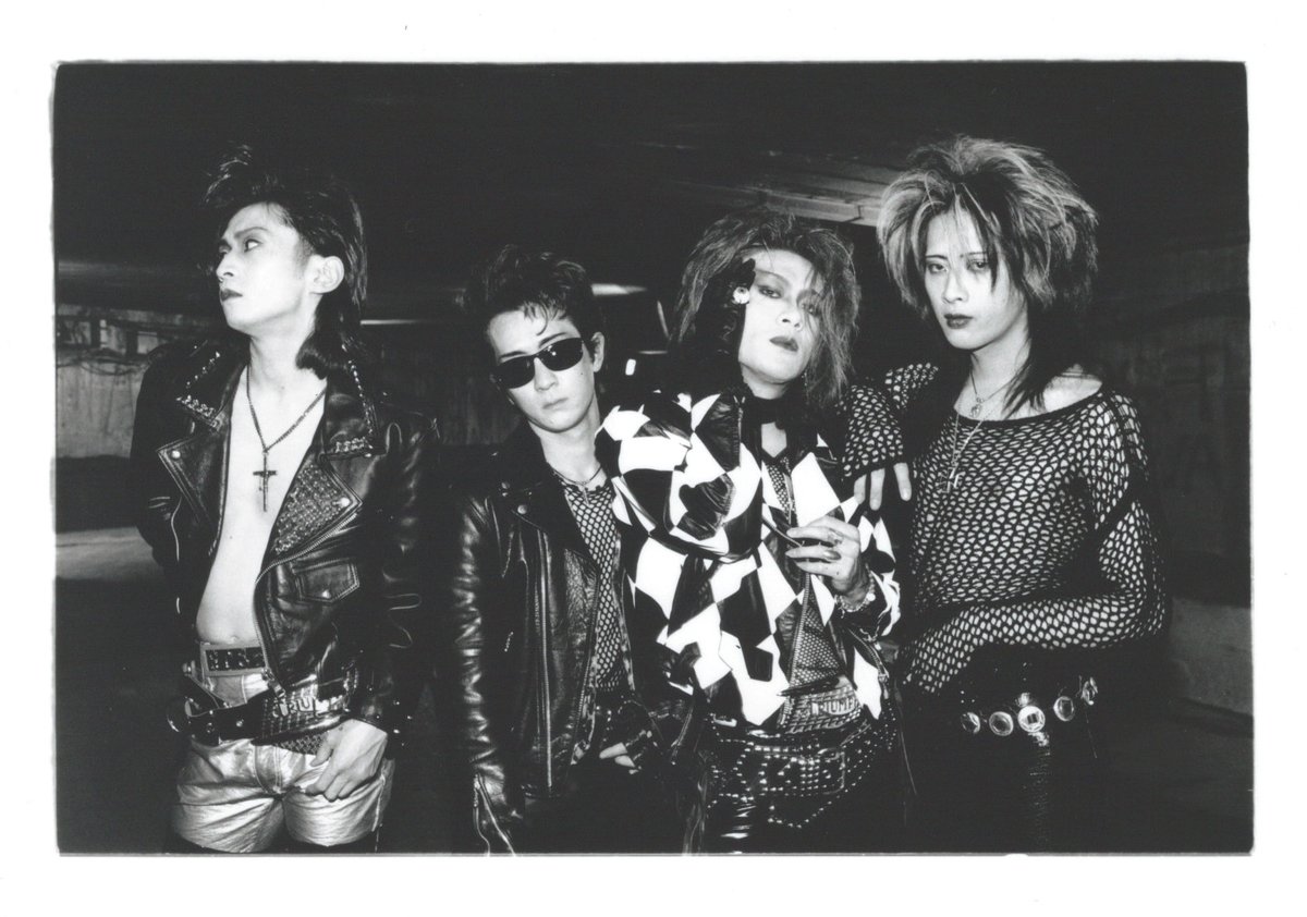 SexyRoseHARRY's tweet photo. 12/13 池袋 手刀にて行われる[AKI 60th Birthday！！！] にてF.F. やります！
サポートドラマーにはEBYちゃんが参加してくれます。

20年振りに演奏する曲もあり、ただ今必死に思い出し中です。

当日は、少量ではありますが当時のCDを販売するのでこの機会に是非お買い求め下さい。 https://t.co/MuB5tKtC0c