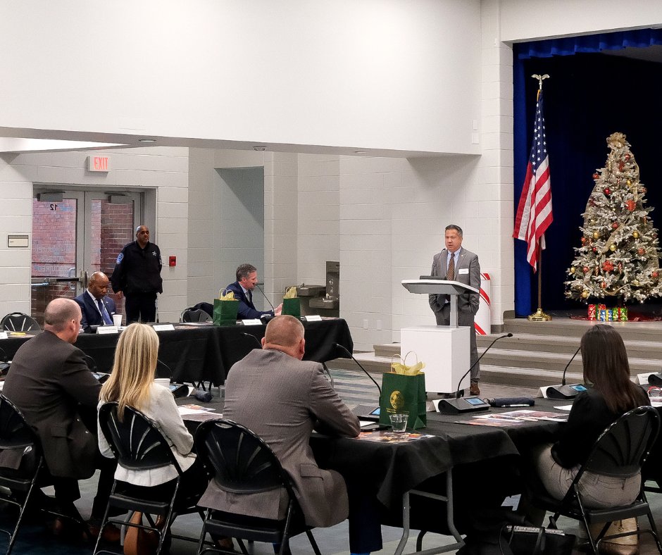 ChesterfieldVa's tweet image. Local leaders, county staff, school officials, and members of Chesterfield’s General Assembly delegation gathered this week for our annual Legislative Breakfast. 

👉 Get the breakdown in our latest blog: bit.ly/48vIGv2

#ChesterfieldVA #Cfield #LegislativeSession