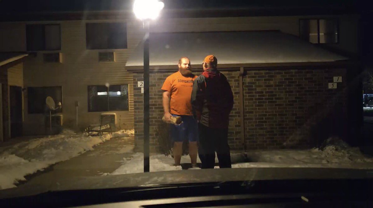 iFightForKids's tweet image. 🚨 We’re LIVE in Elroy, WI, confronting Justin Miller (34) who fully believed he was CHATTING with and MEETING with who he thought was a 13 YEAR OLD GIRL for SEX 🚨 Link in comments to JOIN ⬇️
