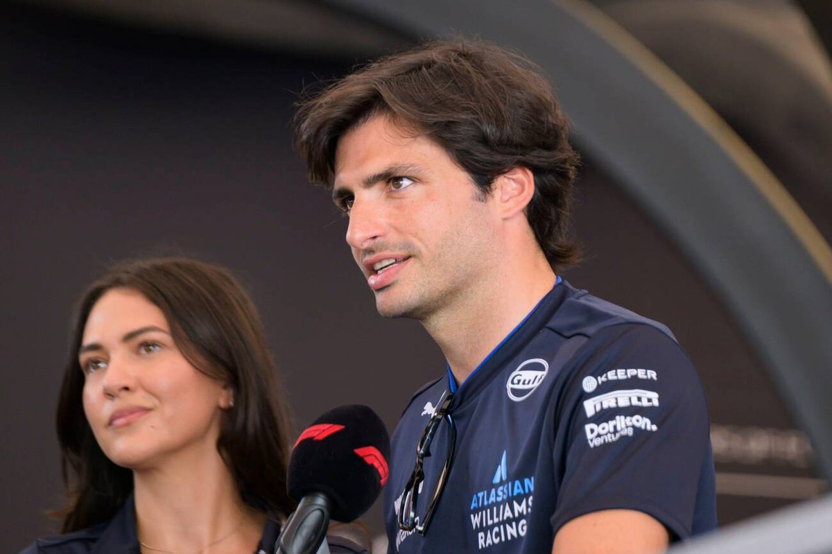 redsainz's tweet photo. they could easily be mistaken for siblings https://t.co/XfJNbdFspp
