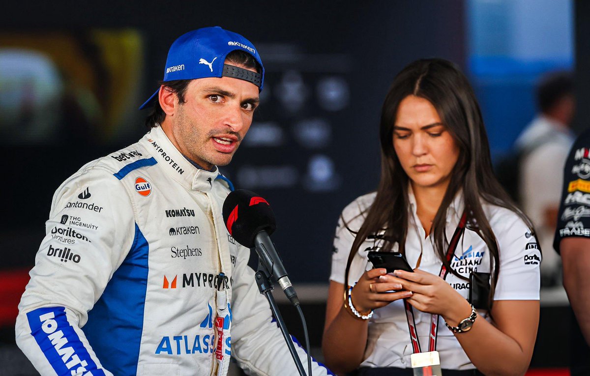 redsainz's tweet photo. they could easily be mistaken for siblings https://t.co/XfJNbdFspp