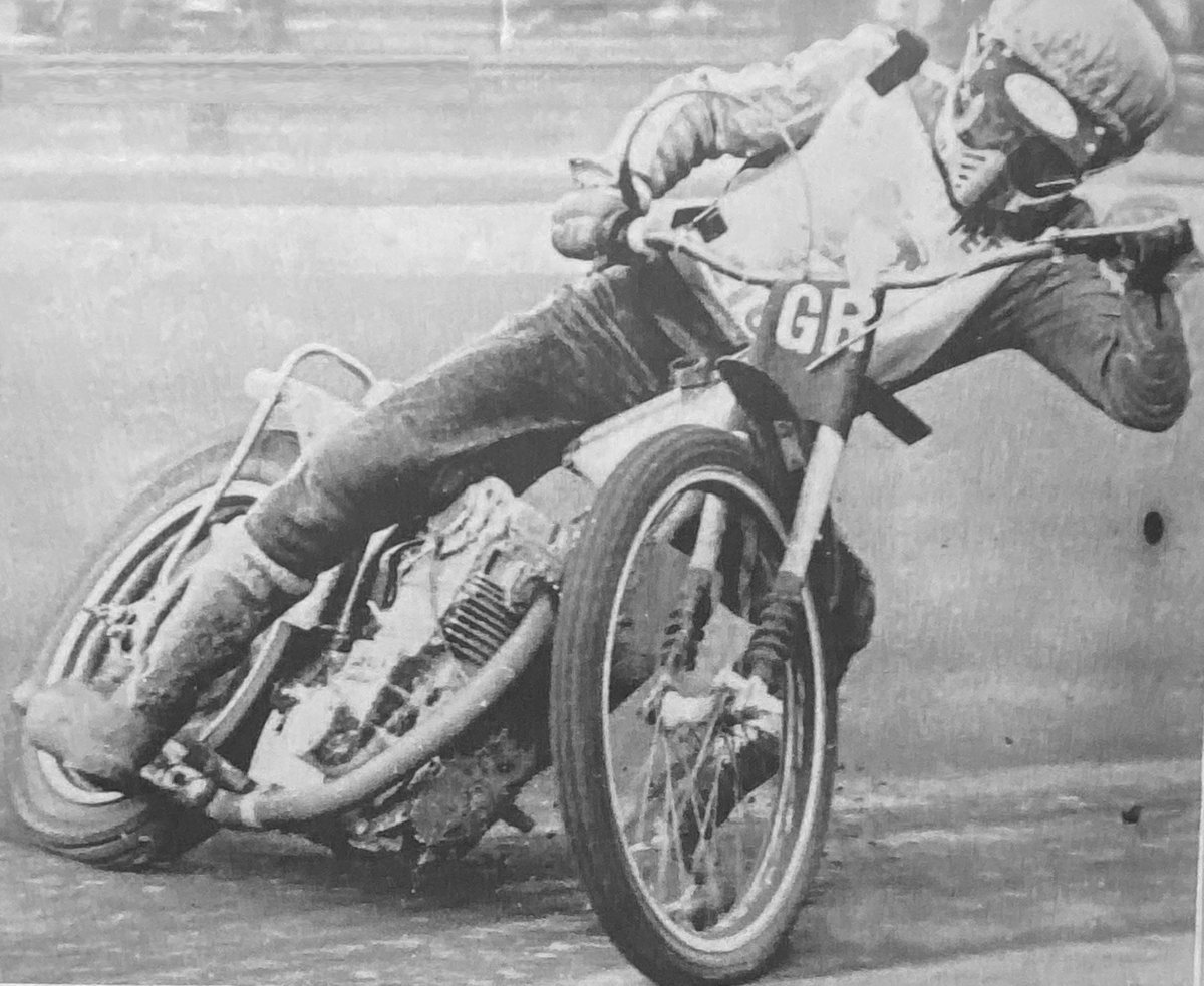 Upright Speedway tweet media