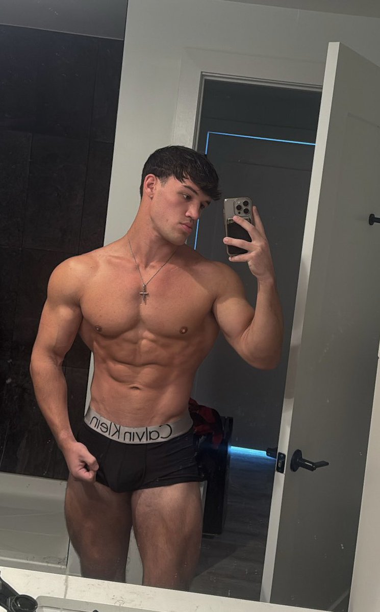 who’s gonna be daddy’s best boy today 😈