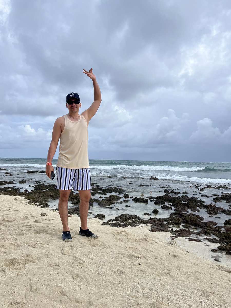 JRojas_8's tweet photo. DISFRUTANDO DE UNOS DIAS EN LA ISLA DE SAN ANDRÉS ✨ https://t.co/OlK3Q433KT