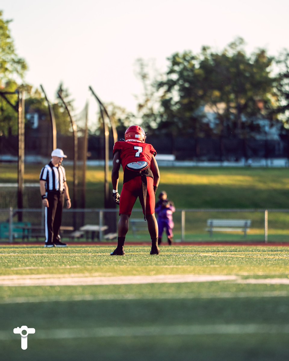 C\O27 Stacy Asberry OLB &amp; RB highlights 5,8 185  
 
Coaches this Is my junior year Highlights this year I felt strong at both positions Im very committed to getting myself and my team better to have an outstanding  senior year Hudl: hudl.com/v/2TK30w
