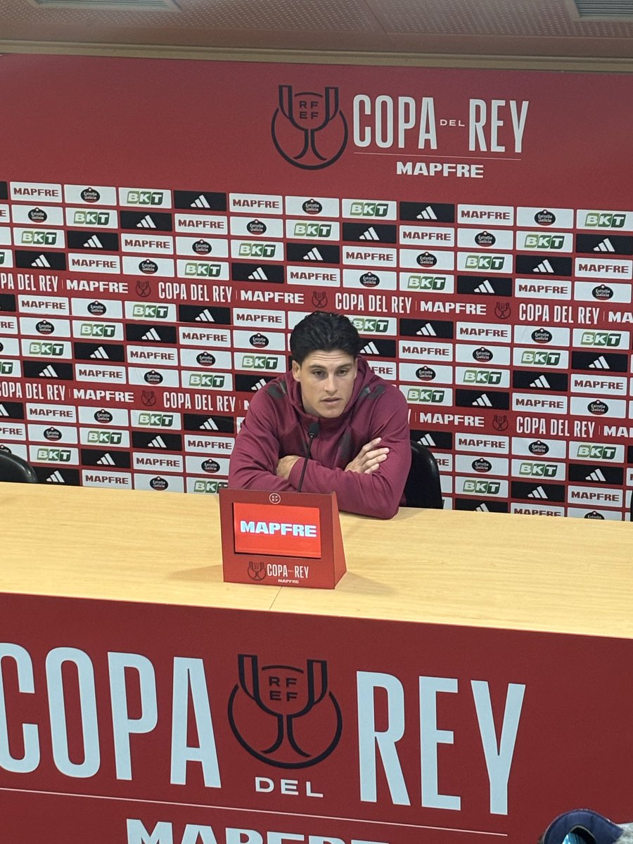 TodoGolesRadio's tweet image. 🎙️ Juanjo Sánchez.

“Hemos sido superiores al rival, sobre todo en la primera parte. En otros partidos con menos ocasiones acabamos marcando y hoy no lo hicimos, pero tenemos que quedarnos con el gran trabajo que ha hecho el equipo y pensar ya en la Liga que es lo más importante”