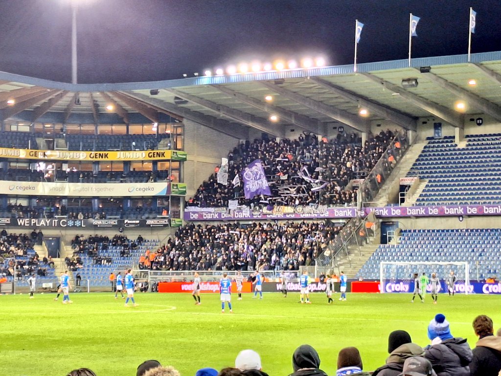 RobKig's tweet image. Nog eens een Croky Cup potje meegepakt. Rap de grens over naar Genk. In een redelijk gevulde Cegeka Arena  versloeg een uiterst efficiënt Anderlecht uiteindelijk, na verlenging, Racing Genk. 1-3. #CrokyCup