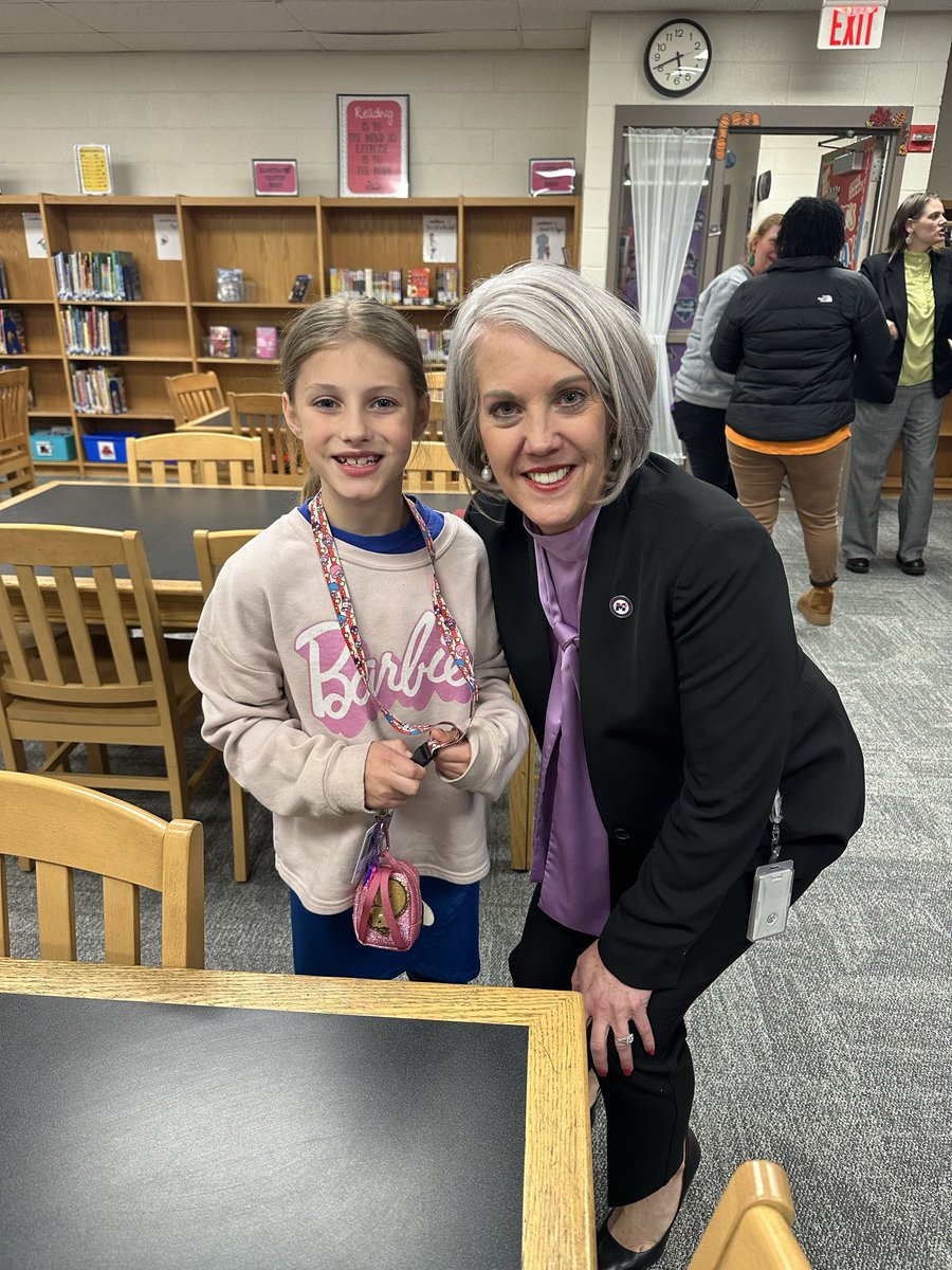 Dr. Stephanie Howard tweet media