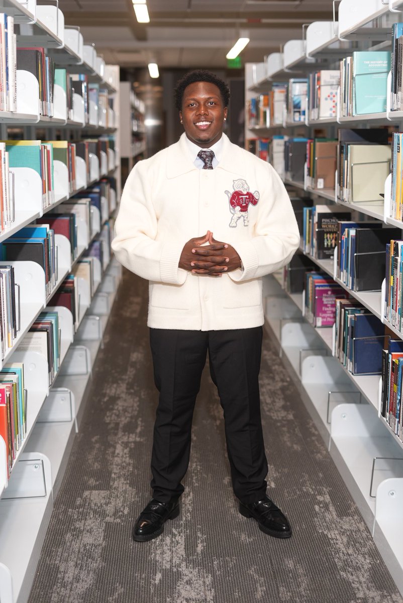 JonathanLewis32's tweet photo. It would be crazy to say that I beat the odds when the odds was always in my favor 
#graduate25 #tsu25 #hbcuproud #tsugrad25 https://t.co/k0KHSkkGi5