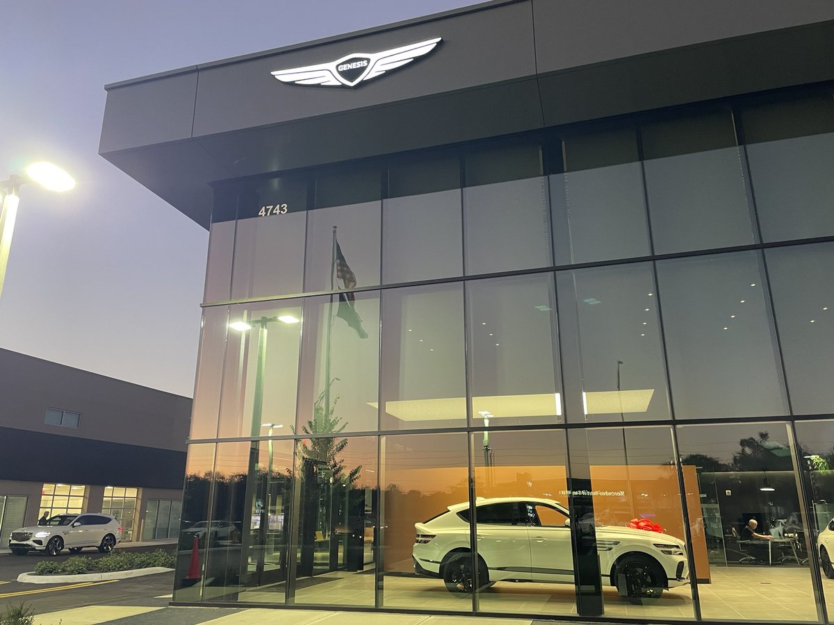 Thank you, John Williams!, Raphael Carlisi, Steven, and tech wizard “E” for an amazing <a href="/GettelAuto/">Gettel Automotive</a> <a href="/GenesisUSA/">Genesis USA</a> experience! Spectacular new showroom/service center launch of GG of Sarasota, showcases customer satisfaction as top priority. Well done. #GV80 #Genesis #Sarasota