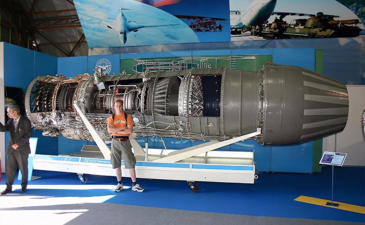 The size of things
Humans vs Kuznetsov NK-32 engine