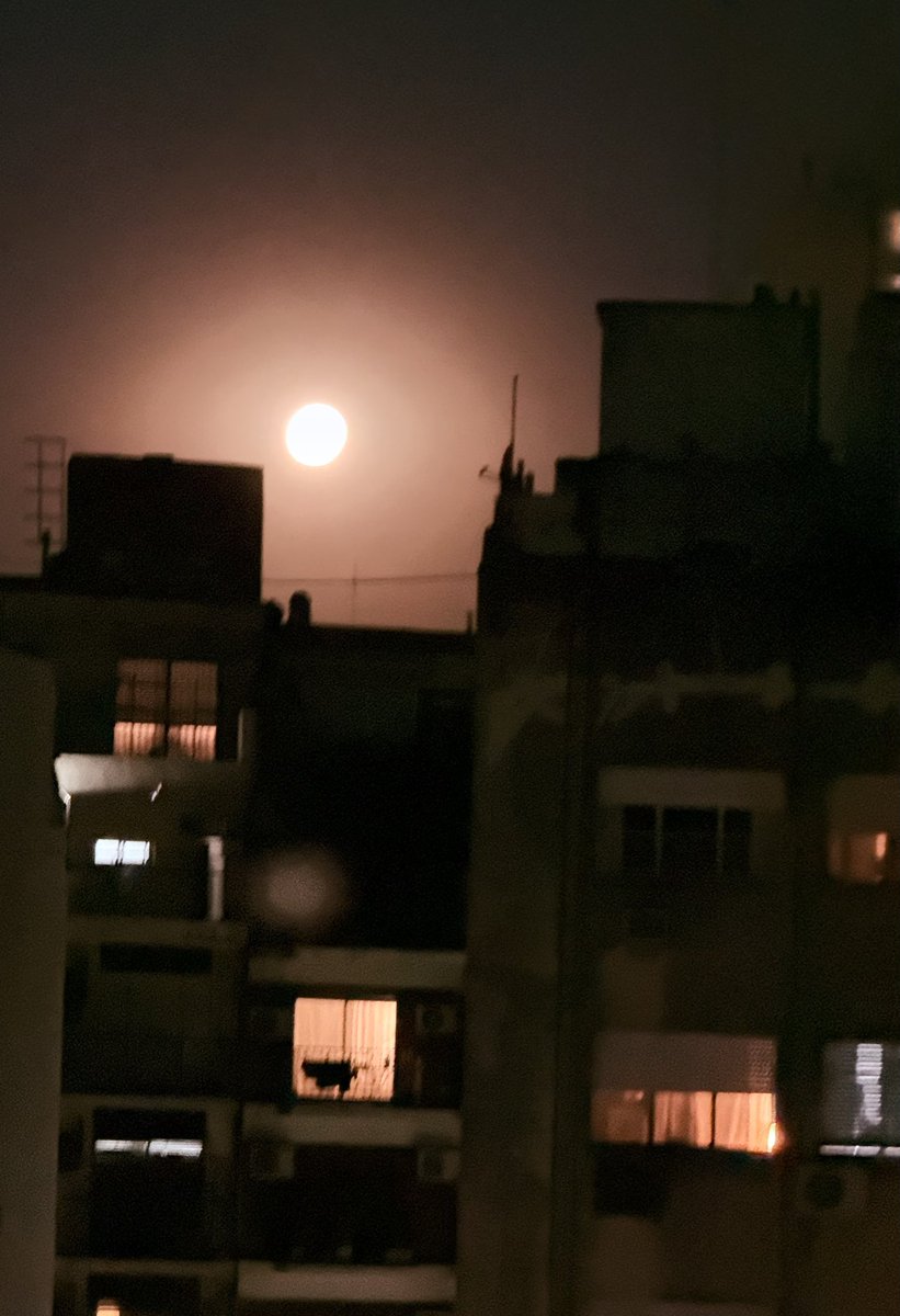 Si pueden, salgan a disfrutar la luna llena ahora mismo 🙏