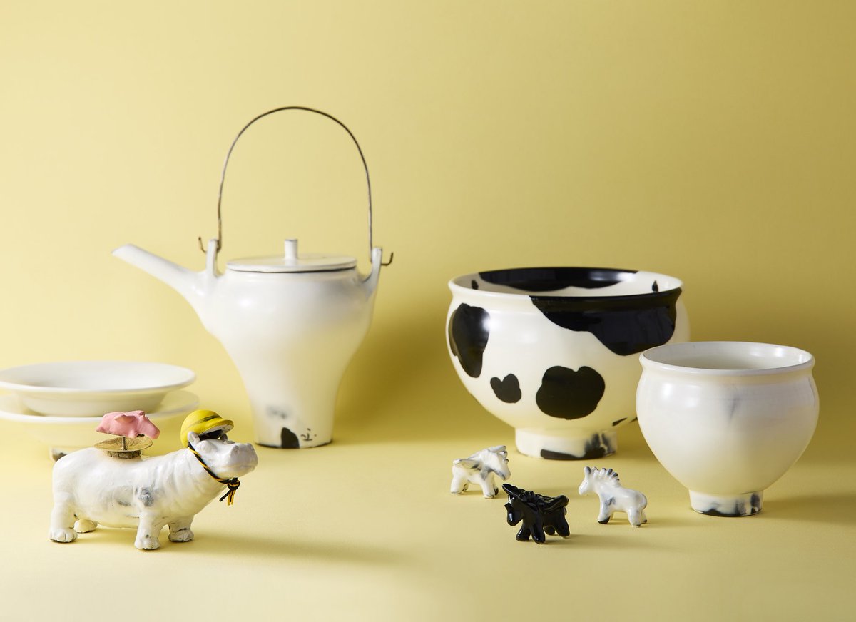 Discoverjp_Lab's tweet photo. 【鈴木環　ピジョンカップと干支のフェーブ展】
12/20-12/21の2日間限定開催いたします。
初日12/20(土)は無料の入店整理券をディスカバージャパン公式オンラインショップにて事前配布いたします。
12/11(木)に掲出される当オンラインショップのTOPページをご一読の上、お申し込みください。 https://t.co/v6D2tOQzw9