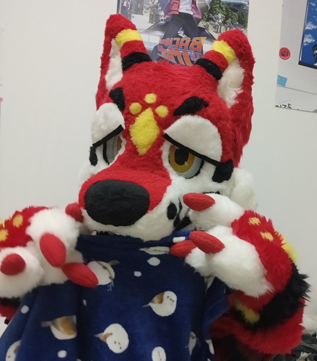 ちゃむい🥶
#FursuitFriday