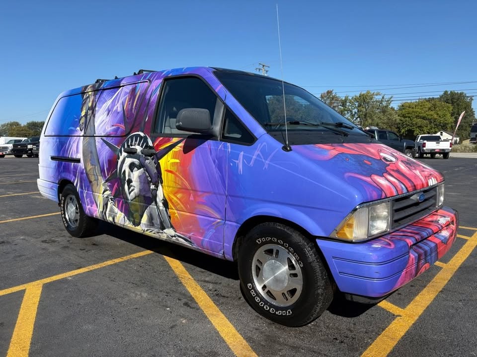 captainpisslord's tweet photo. This is on marketplace local to me and the description does not mention the elephant in the room at ALL https://t.co/rGZ6vprqVg