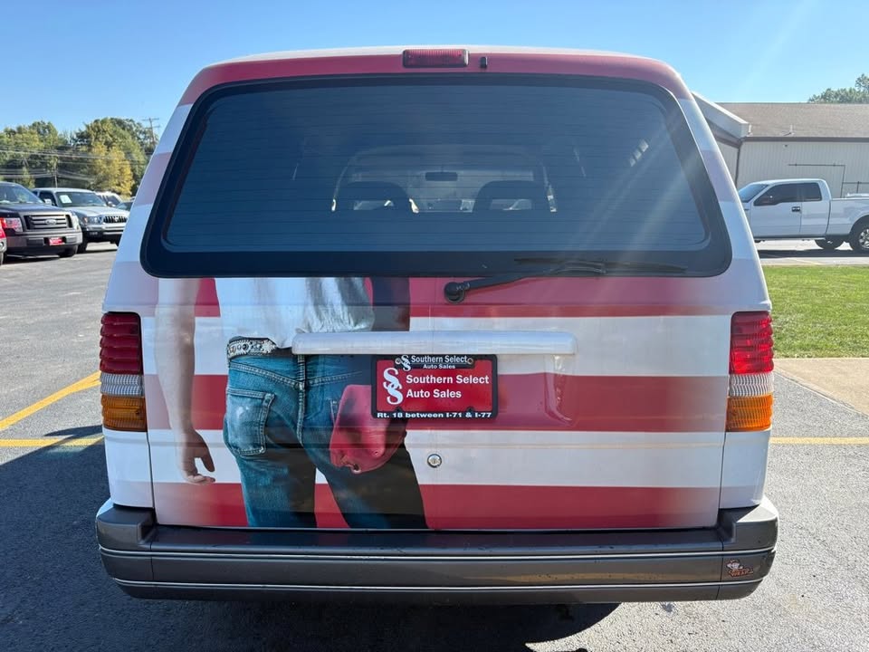 captainpisslord's tweet photo. This is on marketplace local to me and the description does not mention the elephant in the room at ALL https://t.co/rGZ6vprqVg