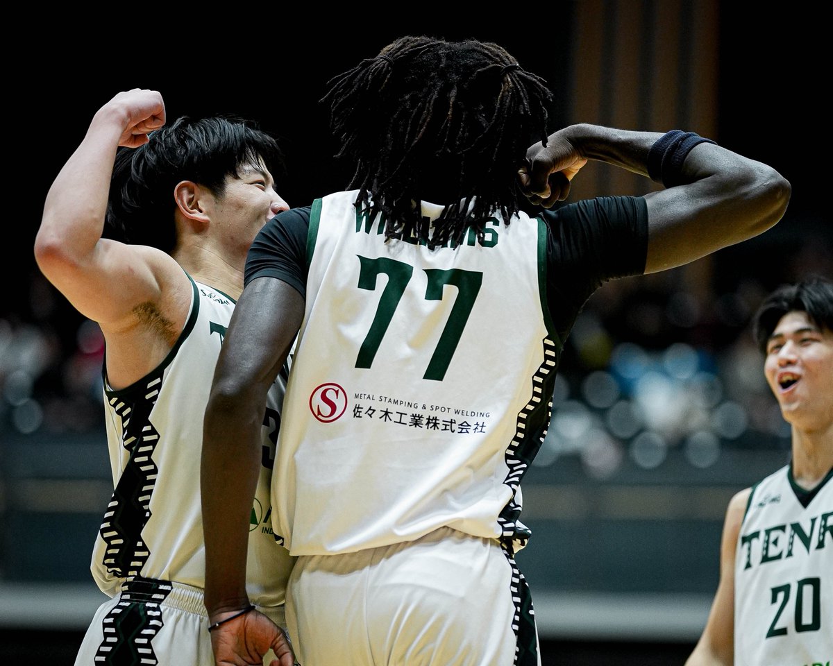 fastbreaks_jp's tweet photo. 天理大学、12年ぶりのベスト8。
主将・駒田彬人「完成度に自信がある。」
その自信を裏付けるように、東海王者を大差で一蹴した。

日本経済大学との大一番。
やったらんかい、関西。

天理大学(関西1位) 79-59 名古屋学院大学(東海1位)

@TenriMBB 
#インカレバスケ
#関西学生バスケ #大学バスケ https://t.co/JmFbUzTikz
