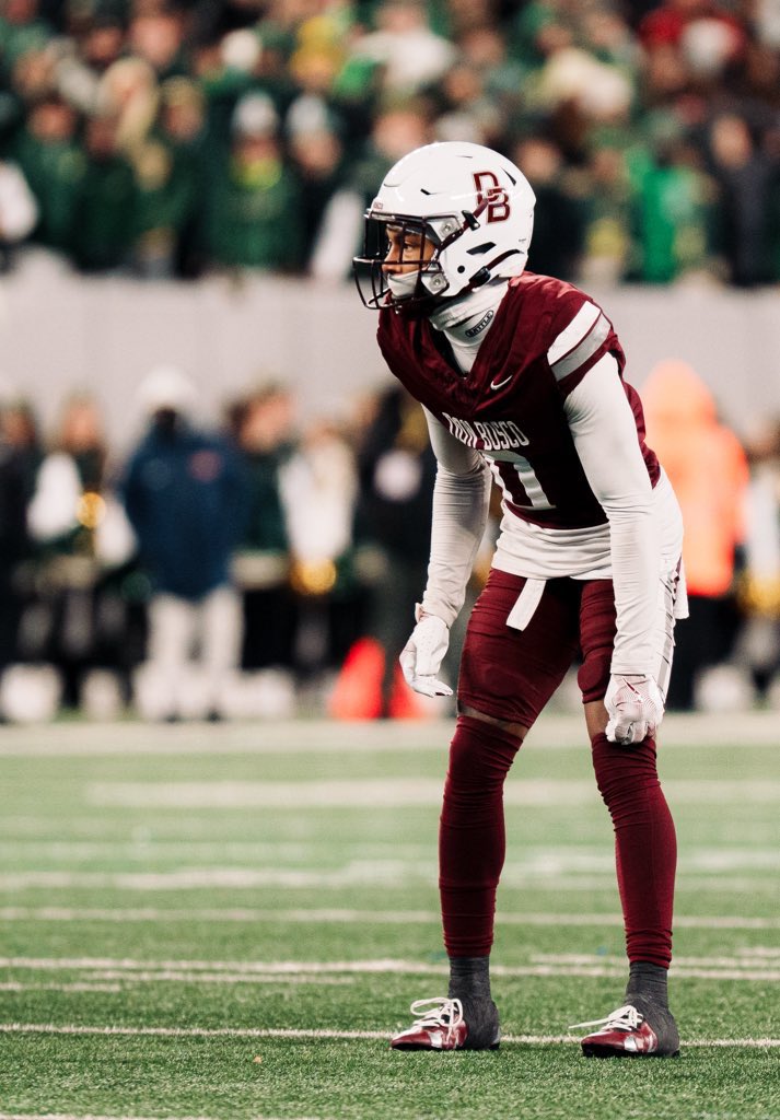 Sophomore Szn
2nd Low Target Szn
11 Pass Deflections
O TDs Allowed
41 Tackles
26 Solos
2 TFLS

hudl.com/v/2TJ7Gt