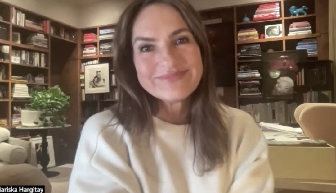 MRISKAHARGITAY's tweet image. that’s angel baby